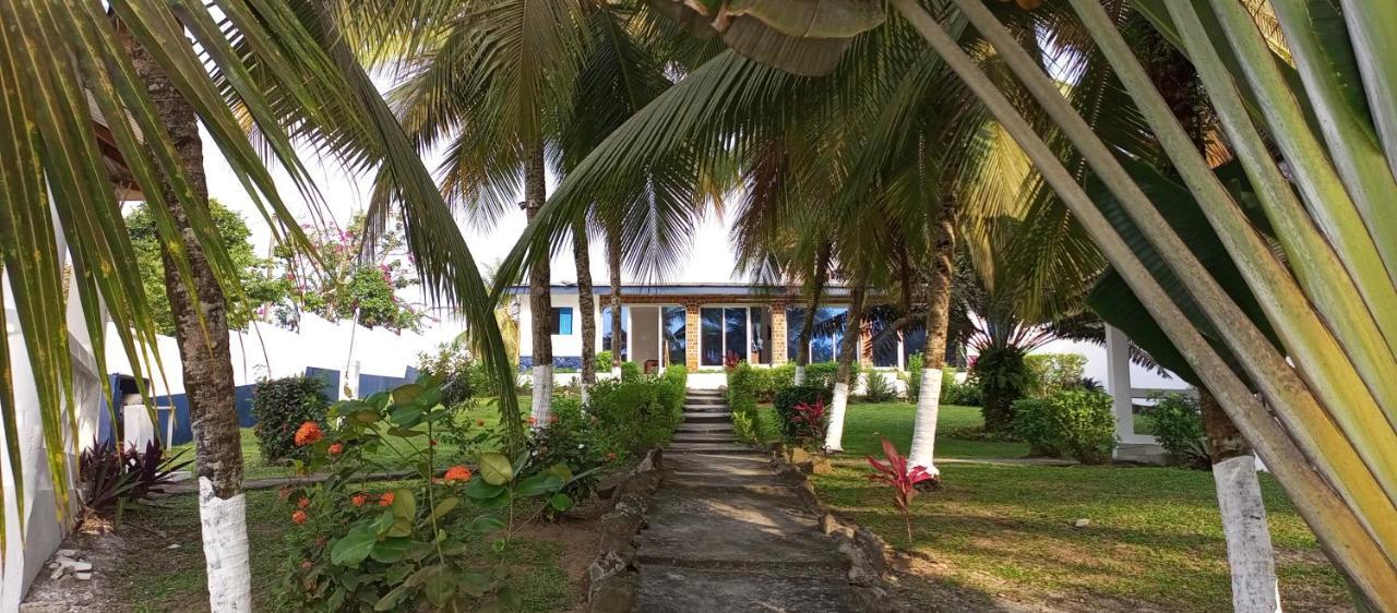 Residence Callens Kribi Exterior photo