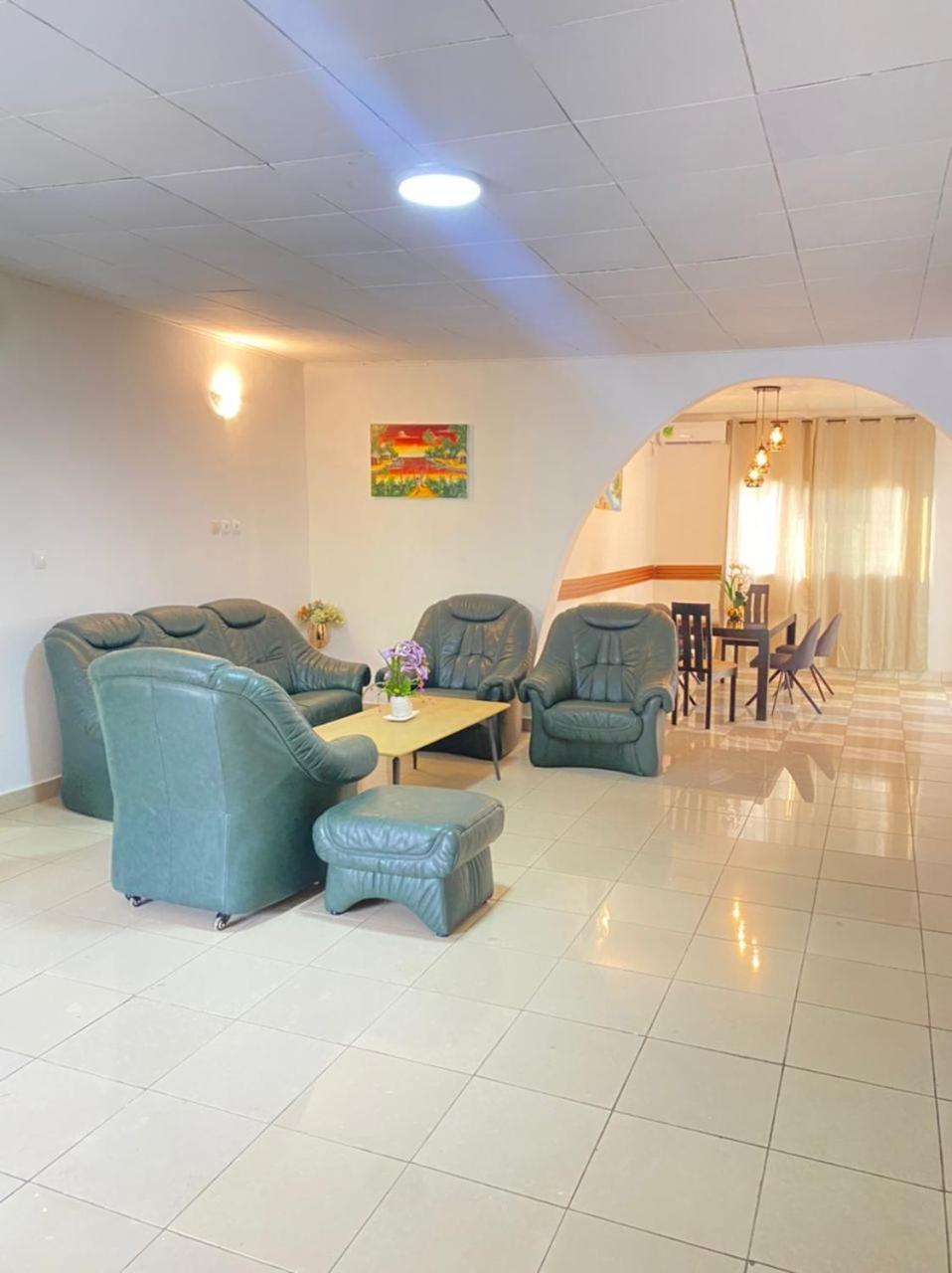 Residence Callens Kribi Exterior photo